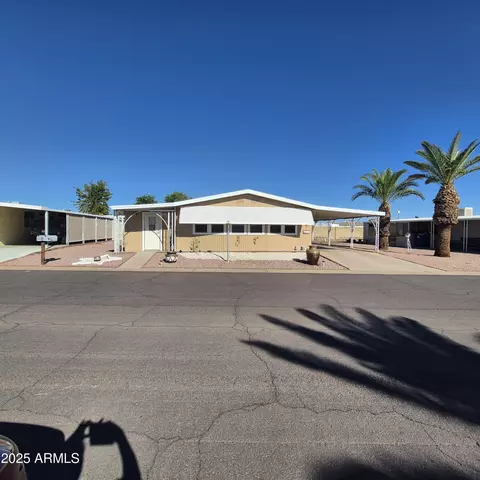 661 S Hawes Rd #25, Mesa, AZ 85208