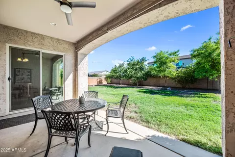 Exterior - 909 E Bridgeport Pkwy, Gilbert, AZ 85295 photo 3 of 8