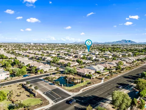 View/Area - 909 E Bridgeport Pkwy, Gilbert, AZ 85295 photo 5 of 8