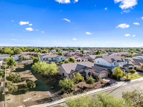 View/Area - 909 E Bridgeport Pkwy, Gilbert, AZ 85295 photo 1 of 8