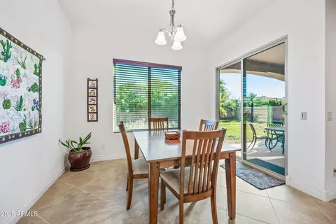 Dining - 909 E Bridgeport Pkwy, Gilbert, AZ 85295 photo 3 of 3