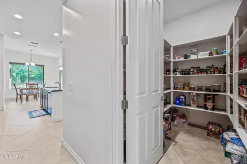Entry Way - 909 E Bridgeport Pkwy, Gilbert, AZ 85295 photo 4 of 7