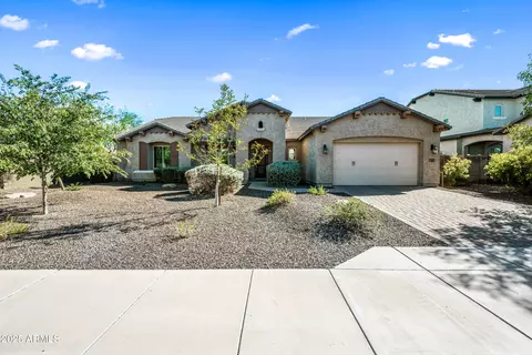 Exterior - 909 E Bridgeport Pkwy, Gilbert, AZ 85295 photo 2 of 8