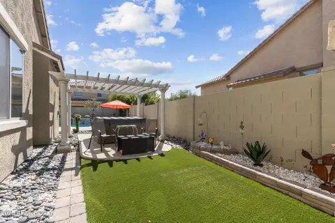 Exterior - 2879 E Janelle Way, Gilbert, AZ 85298 photo 3 of 3