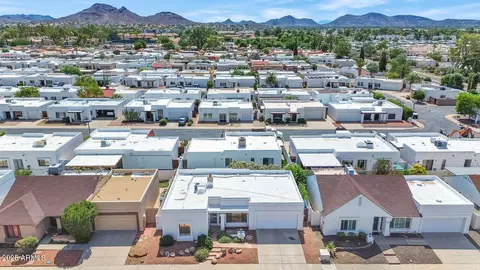 View/Area - 919 E Bluefield Ave, Phoenix, AZ 85022 photo 1 of 7