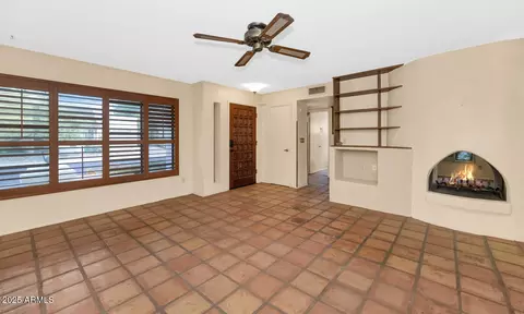 Living - 919 E Bluefield Ave, Phoenix, AZ 85022 photo 2 of 4