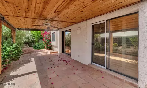 Exterior - 919 E Bluefield Ave, Phoenix, AZ 85022 photo 2 of 6
