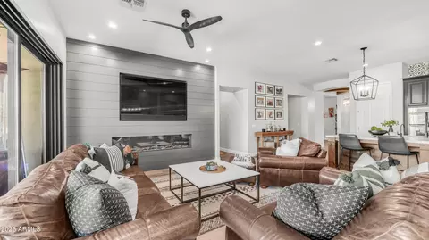 Living - 8720 E Norcroft Cir, Mesa, AZ 85207 photo 2 of 7