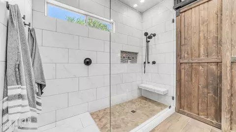 Bath - 8720 E Norcroft Cir, Mesa, AZ 85207 photo 3 of 6