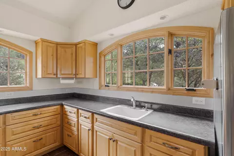 Kitchen - 68 E Folklore Trl, Hereford, AZ 85615 photo 3 of 3