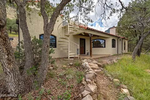 Exterior - 68 E Folklore Trl, Hereford, AZ 85615 photo 5 of 10