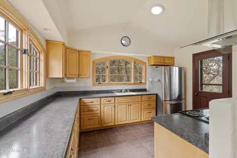 Kitchen - 68 E Folklore Trl, Hereford, AZ 85615 photo 1 of 3