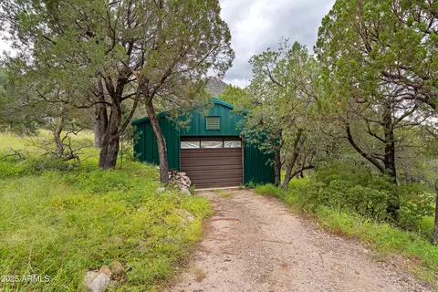 Exterior - 68 E Folklore Trl, Hereford, AZ 85615 photo 7 of 10