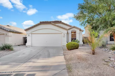 841 E Lovegrass Dr, San Tan Valley, AZ 85143