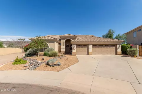 1356 W Deer Creek Rd, Phoenix, AZ 85045