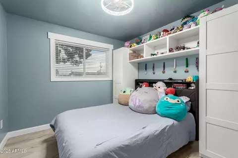 Bedroom - 1319 W 7th Ave, Mesa, AZ 85202 photo 4 of 6