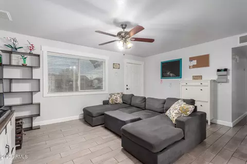Living - 1319 W 7th Ave, Mesa, AZ 85202 photo 1 of 1