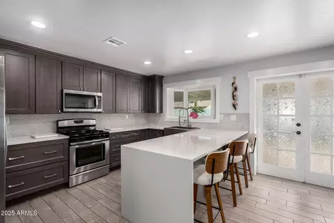 1319 W 7th Ave, Mesa, AZ 85202