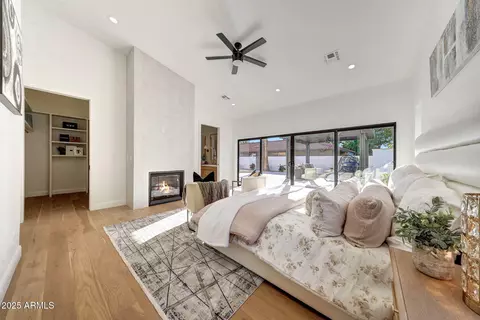 Bedroom - 6050 E Hollyhock St, Phoenix, AZ 85018 photo 1 of 8
