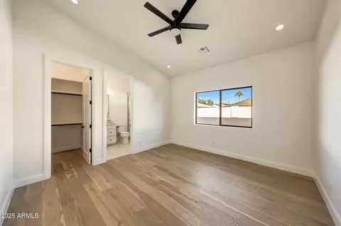 Bedroom - 6050 E Hollyhock St, Phoenix, AZ 85018 photo 3 of 8