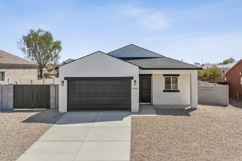 15081 S Capistrano Rd, Arizona City, AZ 85123