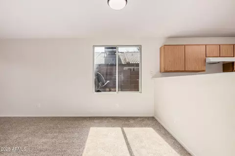Living - 2176 W 20th Ave, Apache Junction, AZ 85120 photo 3 of 4