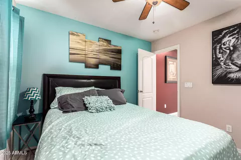 Bedroom - 2868 E Dunbar Dr, Phoenix, AZ 85042 photo 4 of 7