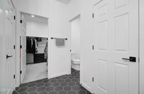 Entry Way - 9817 E Sunspot Dr, Mesa, AZ 85212 photo 10 of 13