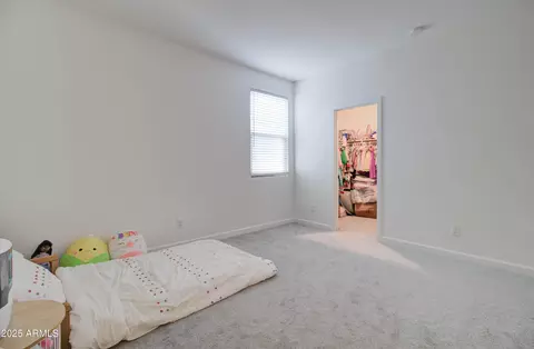 Bedroom - 9817 E Sunspot Dr, Mesa, AZ 85212 photo 5 of 8