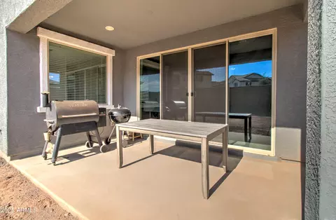Exterior - 9817 E Sunspot Dr, Mesa, AZ 85212 photo 2 of 10