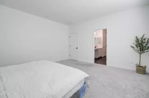 Bedroom - 9817 E Sunspot Dr, Mesa, AZ 85212 photo 2 of 8