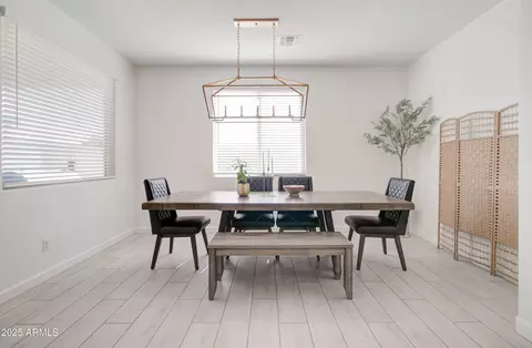 Dining - 9817 E Sunspot Dr, Mesa, AZ 85212 photo 1 of 2