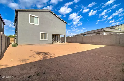 Exterior - 9817 E Sunspot Dr, Mesa, AZ 85212 photo 7 of 10