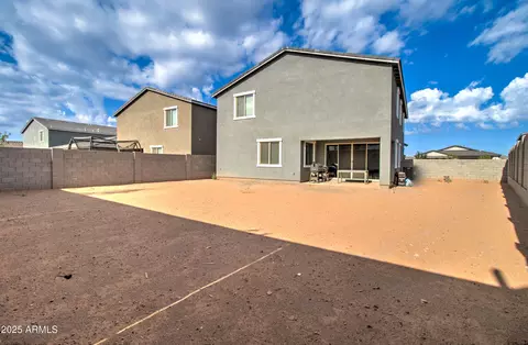 Exterior - 9817 E Sunspot Dr, Mesa, AZ 85212 photo 5 of 10