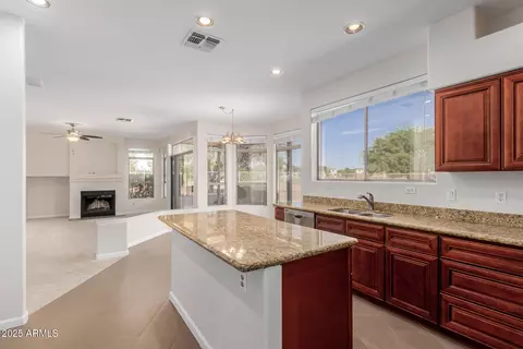 1415 E Black Diamond Dr, Gilbert, AZ 85296 photo 10