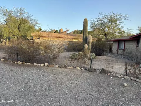 1735 E Griswold Rd, Phoenix, AZ 85020 photo 2