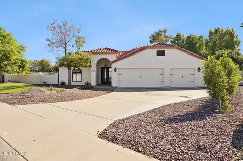8943 N 80th Pl, Scottsdale, AZ 85258