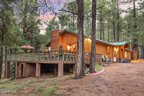 2084 Turkey Trl, Forest Lakes, AZ 85931