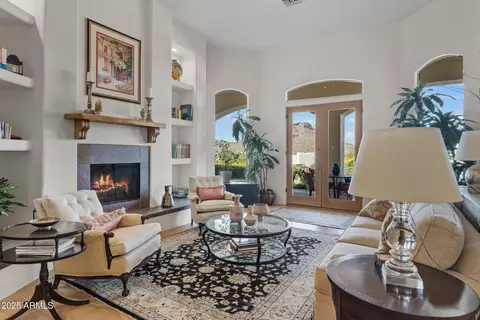 Living - 1526 Eugie Ave, Phoenix, AZ 85022 photo 1 of 7