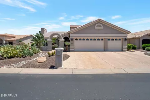 3417 N Snead Dr, Goodyear, AZ 85395