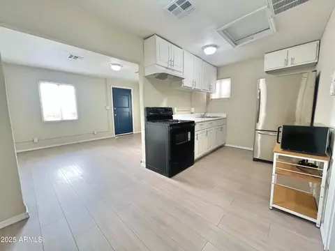 Other - 927 S 35th Ave, Phoenix, AZ 85009 photo 3 of 4