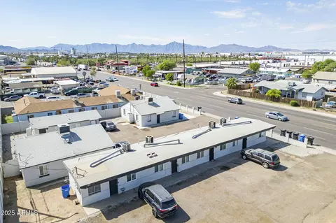 Other - 927 S 35th Ave, Phoenix, AZ 85009 photo 2 of 4
