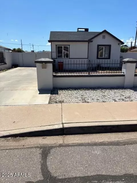 3803 W Portland St, Phoenix, AZ 85009