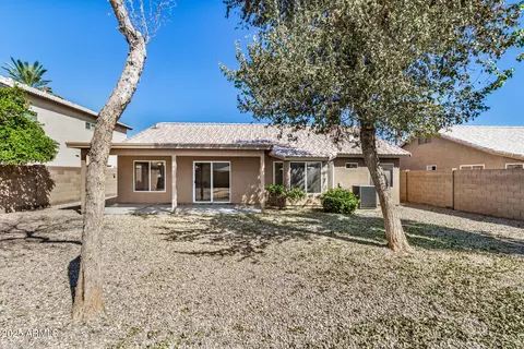 Exterior - 261 W Windsor Dr, Gilbert, AZ 85233 photo 9 of 10