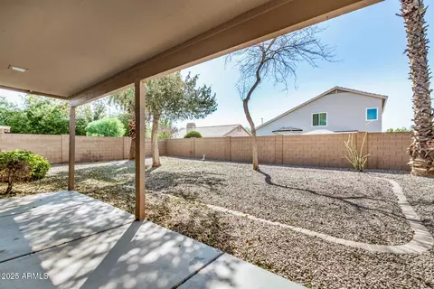 Exterior - 261 W Windsor Dr, Gilbert, AZ 85233 photo 6 of 10