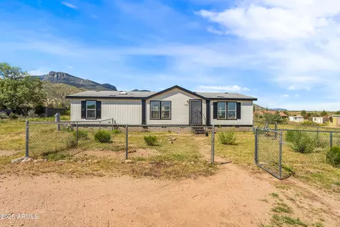 4763 E Truchas Ln, Hereford, AZ 85615