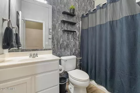 Bath - 1138 S Olympic Dr, Gilbert, AZ 85296 photo 2 of 2