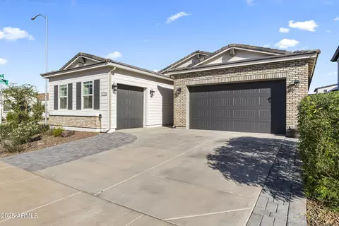11026 E Utopia Ave, Mesa, AZ 85212