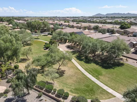 4237 E Blue Spruce Ln, Gilbert, AZ 85298 photo 3