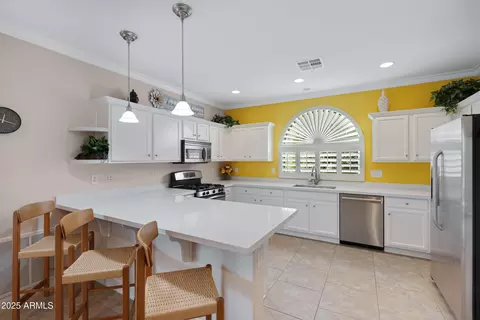 4237 E Blue Spruce Ln, Gilbert, AZ 85298 photo 11